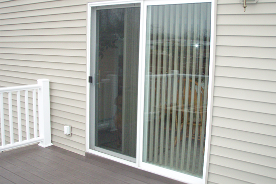 Hilmar-Irwin-screen-door-repair
